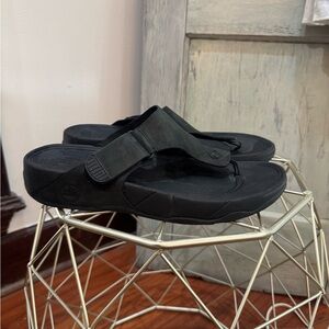 FitFlop Men's Track II Thong Sandal. Size 12. Black